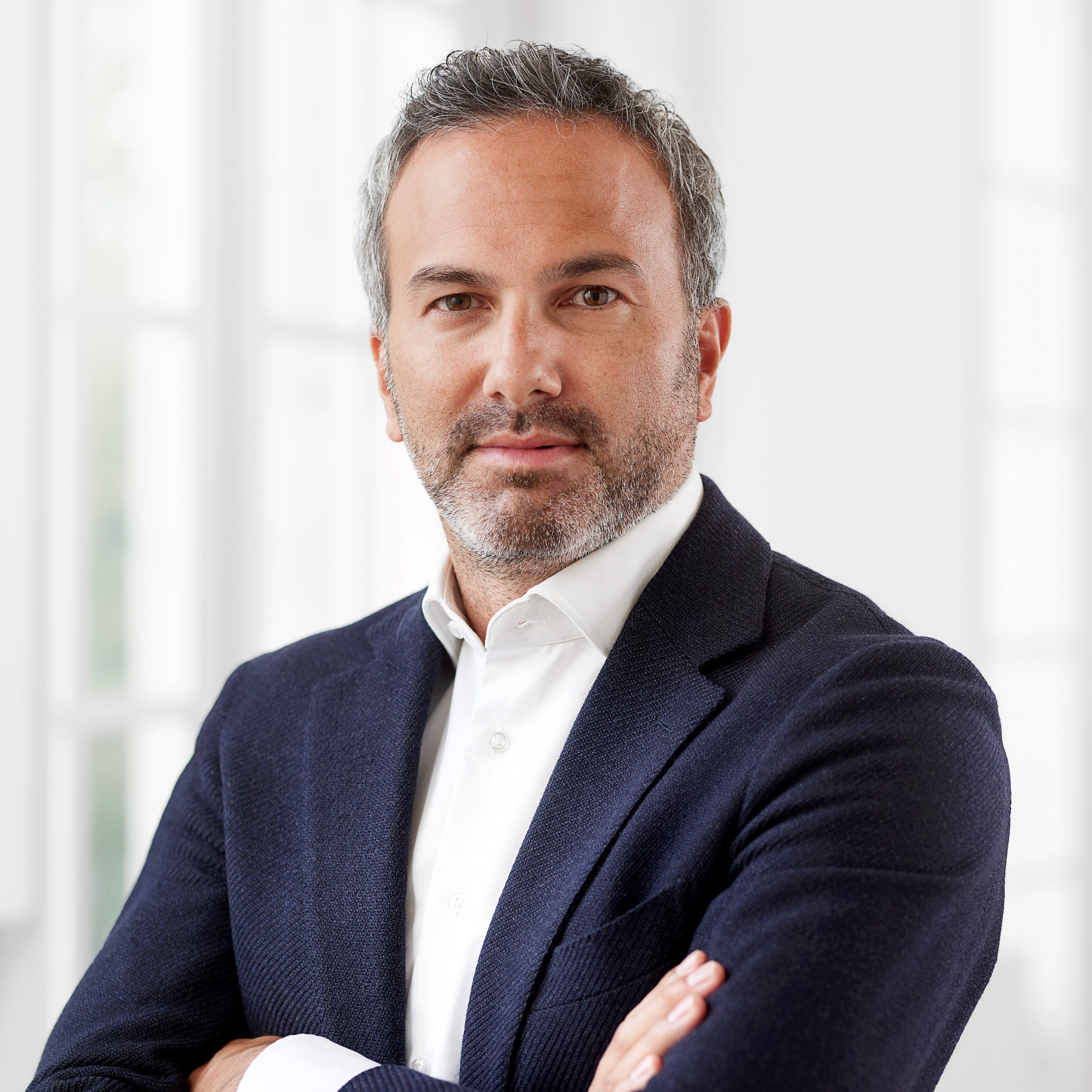 mr. N. (Niels) Lubach