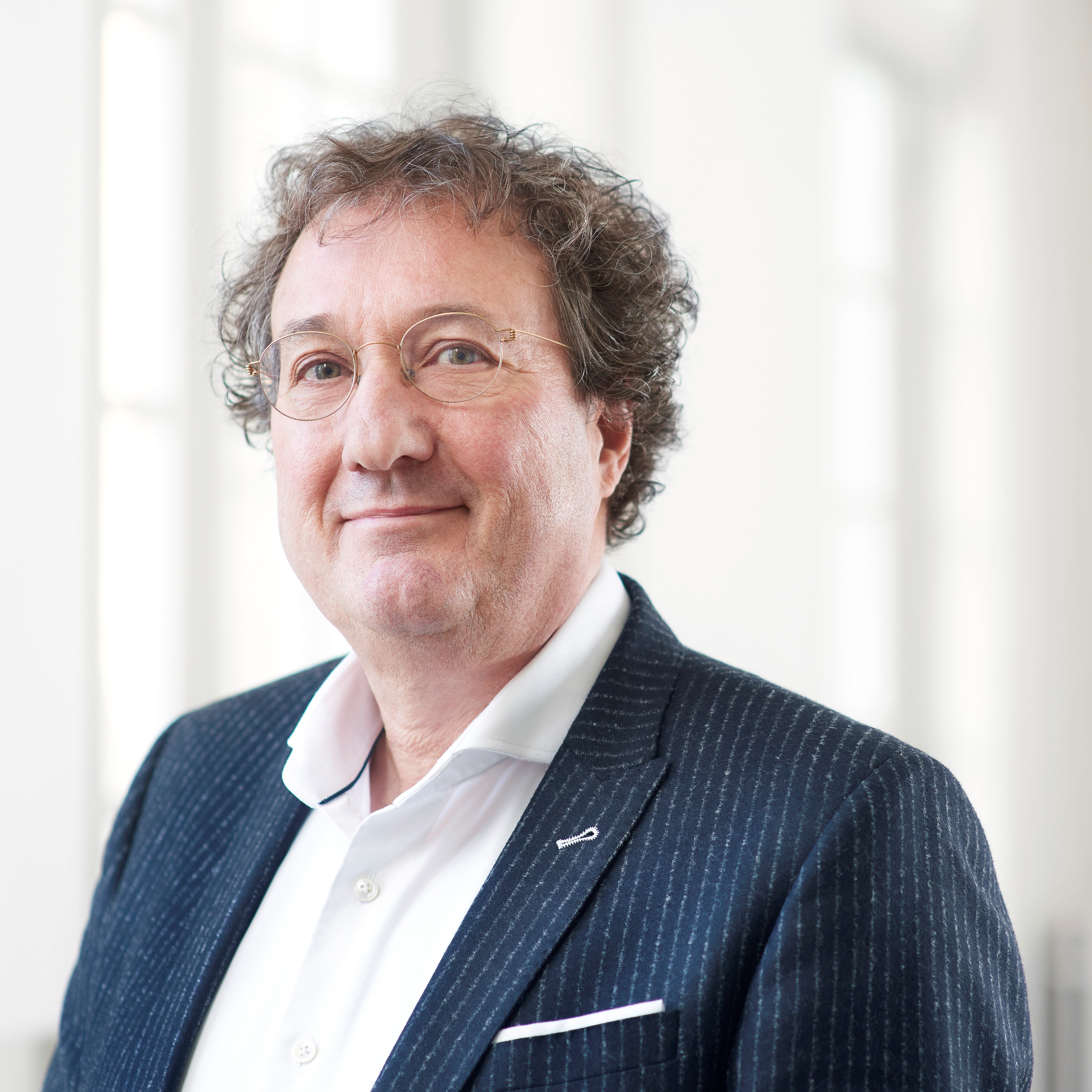 mr. C.M. (Chris) van der Corput