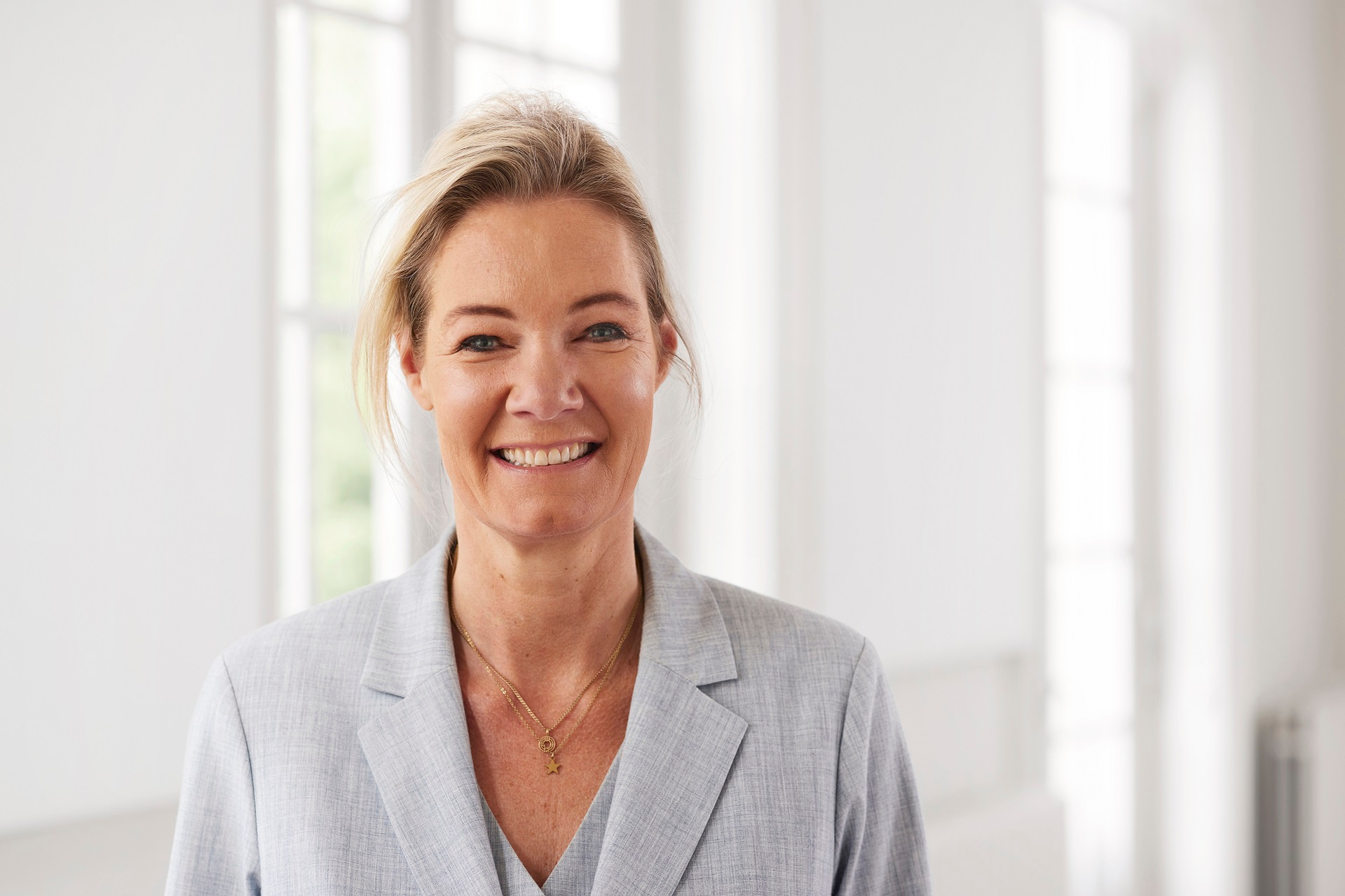 mr. A.H.M. (Astrid) Booijink